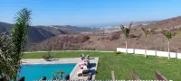 Cabañas hermosa vista Oceano-Montaña