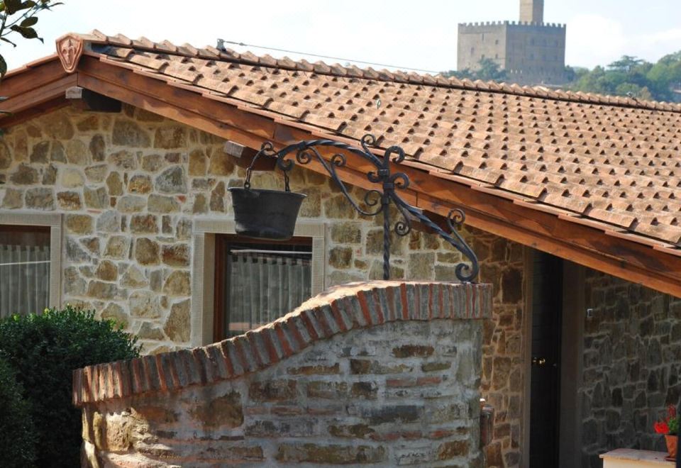 Albergo Ristorante La Torricella - Housity