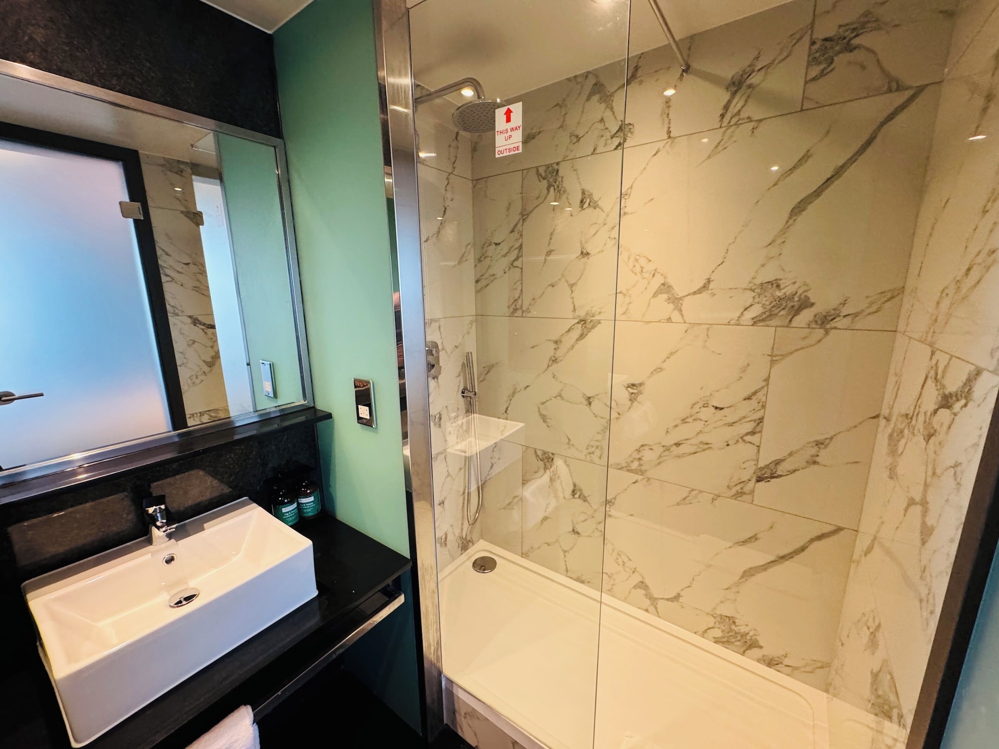 标准2张单人床房