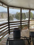 Cozy cabin with 1 bedroom, fireplace, AC, WiFi in Convenient Foscoe