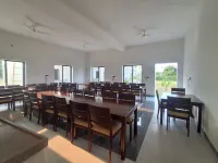 Orchard Hills Resort