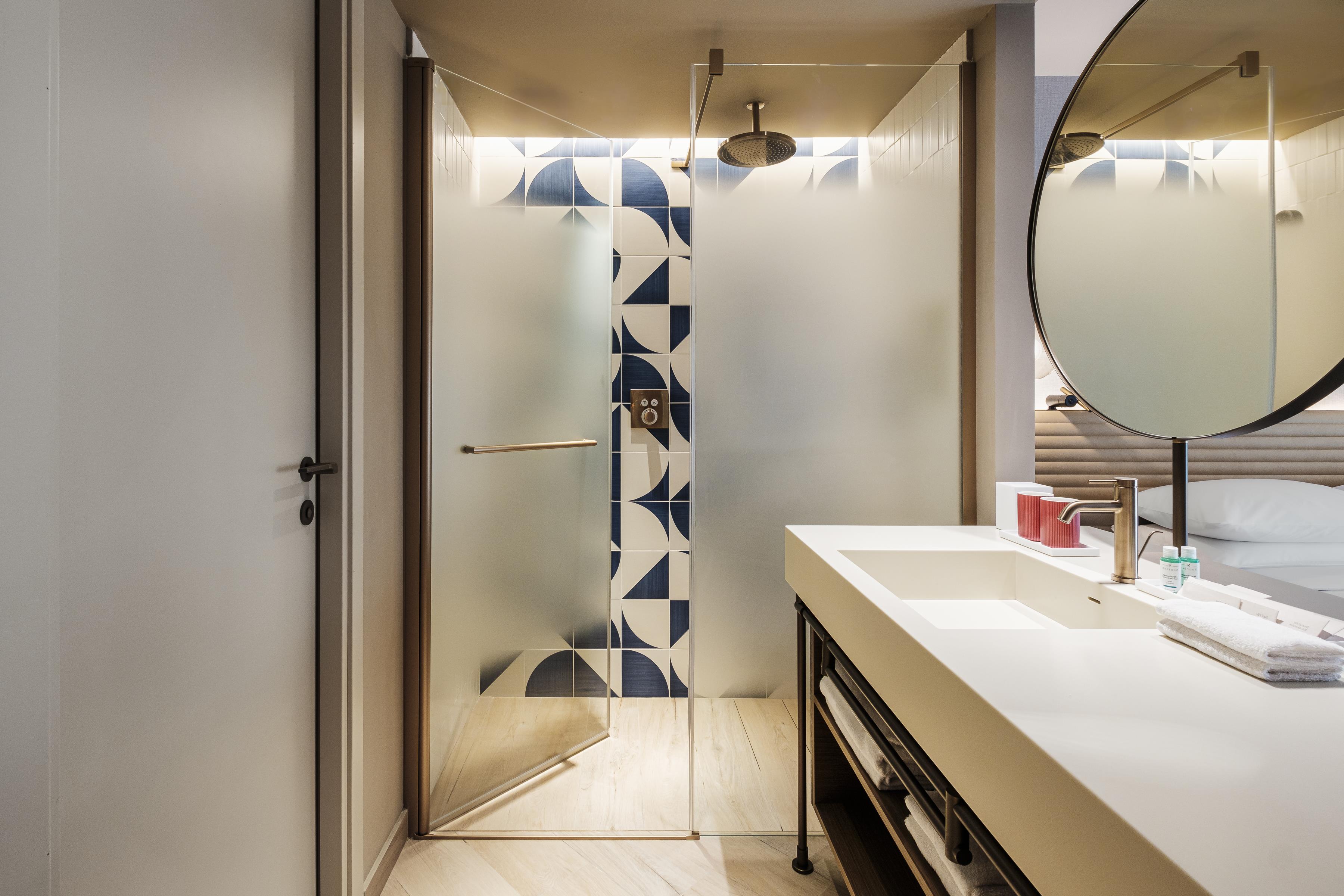 豪华特大床间 - 可使用俱乐部