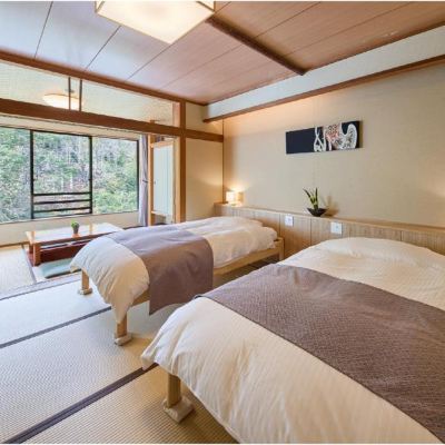 Japanese-Style Twin Room With Horigotatsu 水上山荘 クーポン