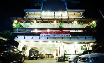 Mamba and Baan Aranya Serviced Apartment