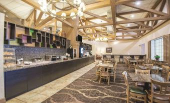 La Quinta Inn & Suites by Wyndham Silverthorne - Summit Co