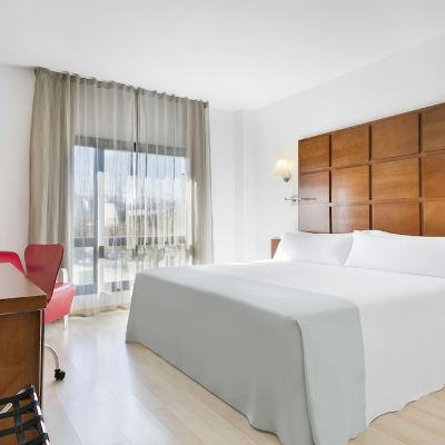 Standard Triple Room Zentral Ave Hotel Promo Code