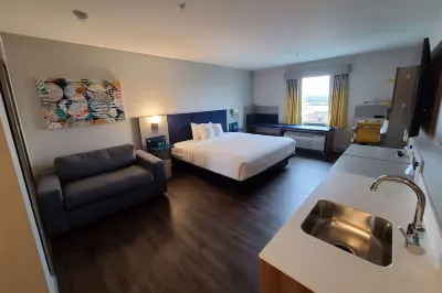 Microtel Inn & Suites by Wyndham Milford Hotels in 