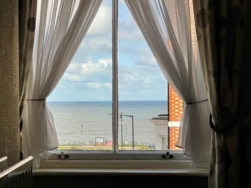 The Captain's Lodge Accommodation Deluxe Double Room With Sea View
