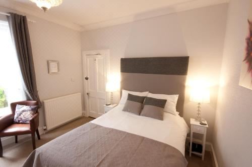 The Ness Guest House King Room