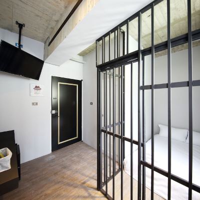 監獄雙人房 荷本-Pier2優惠