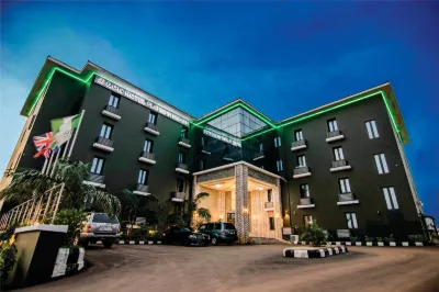 BON Hotel Platinum Enugu Отели в г. 