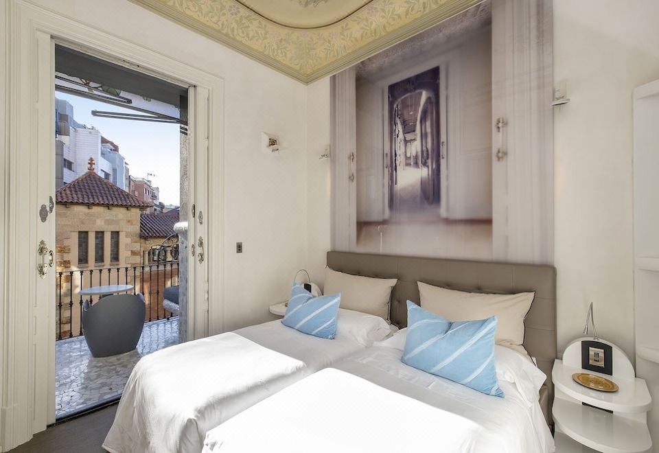 El Palauet Modernist Suites Barcelona 내부 럭셔리 스위트룸 이미지