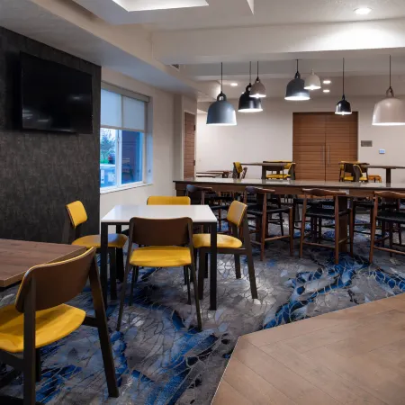 Fairfield Inn & Suites Beloit
