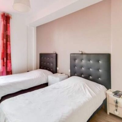 Standard Room, 2 Twin Beds Hôtel Trianon Promo Code