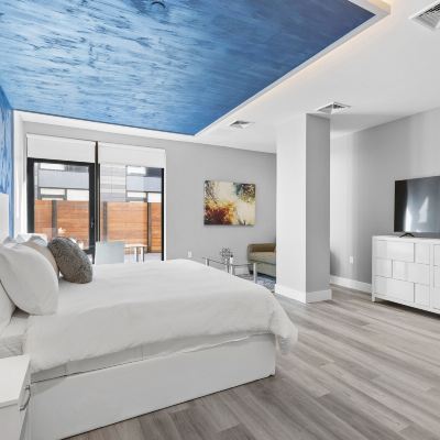 Luxury Studio Suite, 1 King Bed Global Luxury Suites at The Arches Promo Code