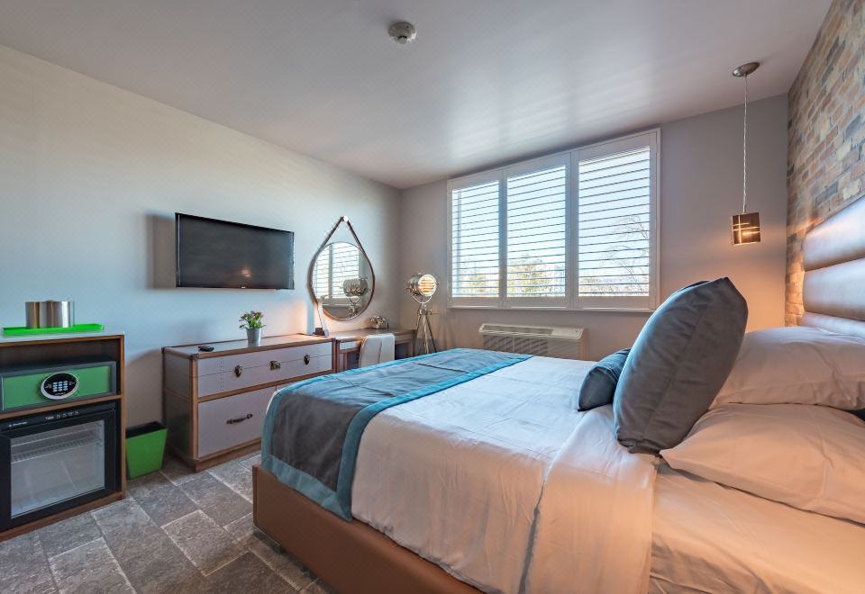 Lexen Hotel - North Hollywood Near Universal StudiosAccessible Classic King Room