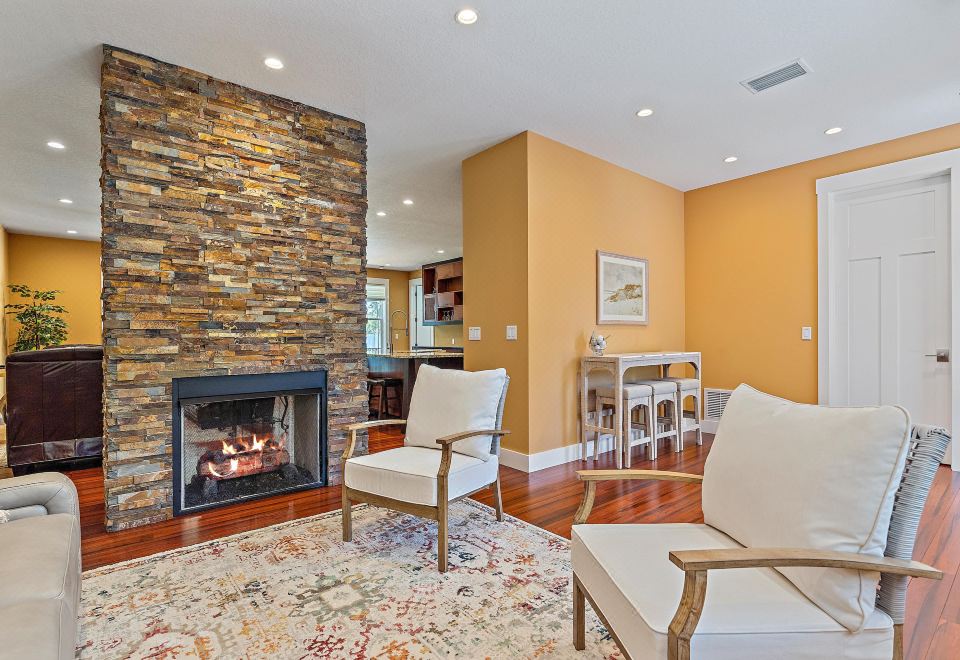 私人鹽水泳池和室內壁爐-華麗的休閑度假屋