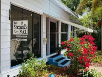 Inn Shepard's Park Hotels in Stuart