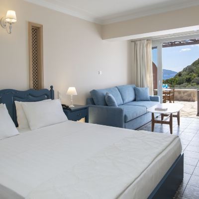 Superior Room with Outdoor Jetted Tub and Sea View Red Tower Hotel Promo Code