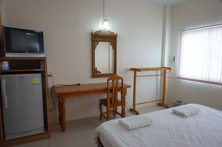 ห้องมาตรฐานพร้อมเตียงใหญ่ 1 เตียง