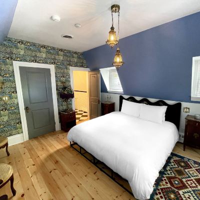 Exclusive Suite Merrill House Promo Code