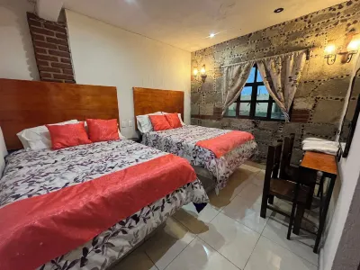 Sendero de San Francisco Hotels in 