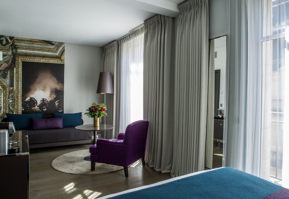 Hotel Indigo PARIS - OPERA by IHG1 Queen Bed Standard With Single Sofa Bed