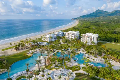 Conrad Punta de Mita Ξενοδοχεία στην πόλη 