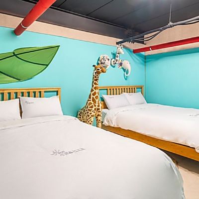 Room 111 / Kids Room C / Large SPA Pool / Shared Bbq Muju Central Resort and Spa Pension 쿠폰