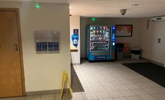 Travelodge Pembroke Dock - Housity