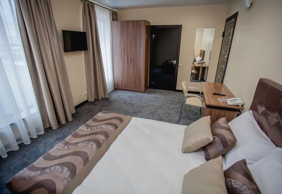 Alex Aqua - Housity