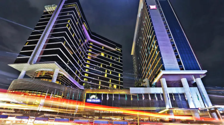 ザ トランス ラグジュアリー ホテル バンドン 外観