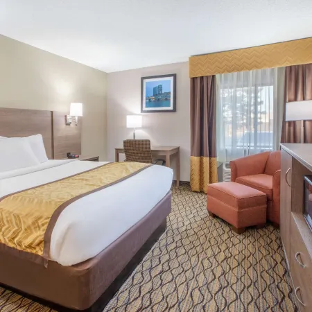Baymont by Wyndham Grand Rapids Airport
