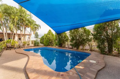 Midlander Motor Inn Hotele w: 