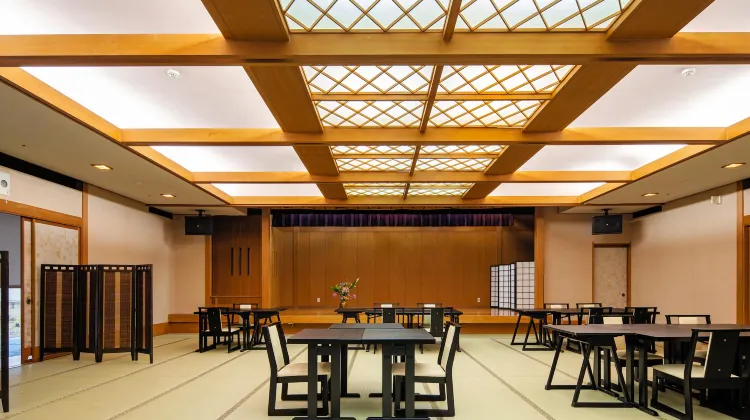 源泉湯の宿 紫翠亭 食事・レストラン