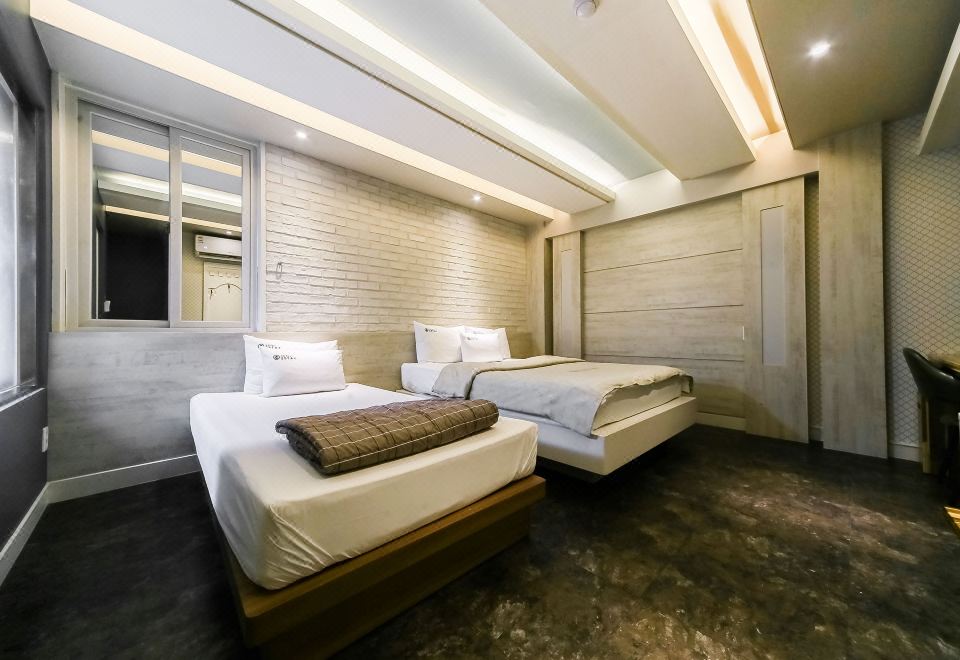 双人单人房（带浴缸）