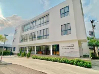 Calamint Residence Hotel