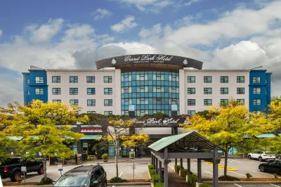 Grand Park Hotel Vancouver Airport, Ascend Hotel Collection Hotele w: 