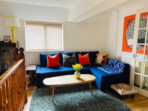 两卧室联排别墅