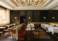 Parkhotel Mondschein, a Member of Design Hotels