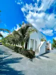 Seascape Grace Bay Hotel & Townhome Villas