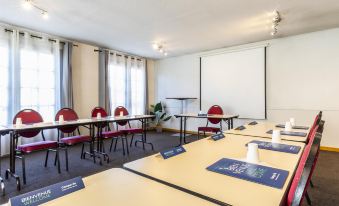 Campanile Melun Sud - Dammarie les Lys - Housity