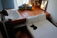 Jacuzzi Rooms Hotels in 