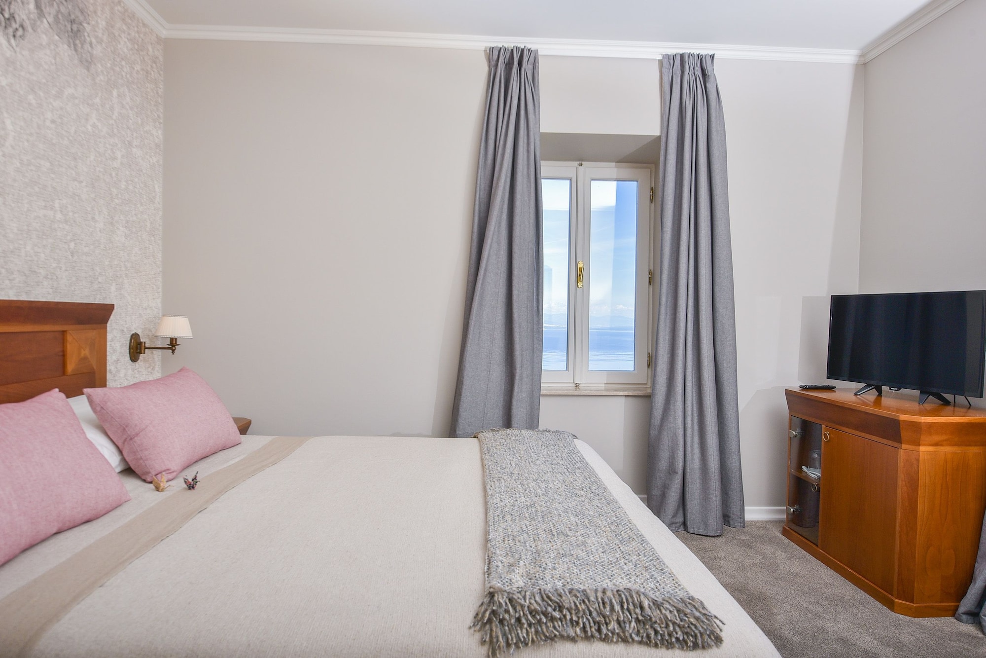 带海景的双人房