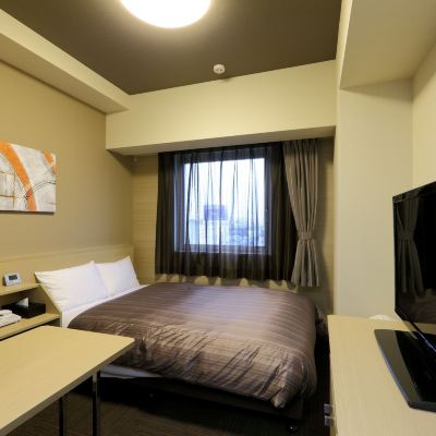 エコノミーダブルルーム(喫煙) ホテルルートイン浜松ディーラー通り クーポン