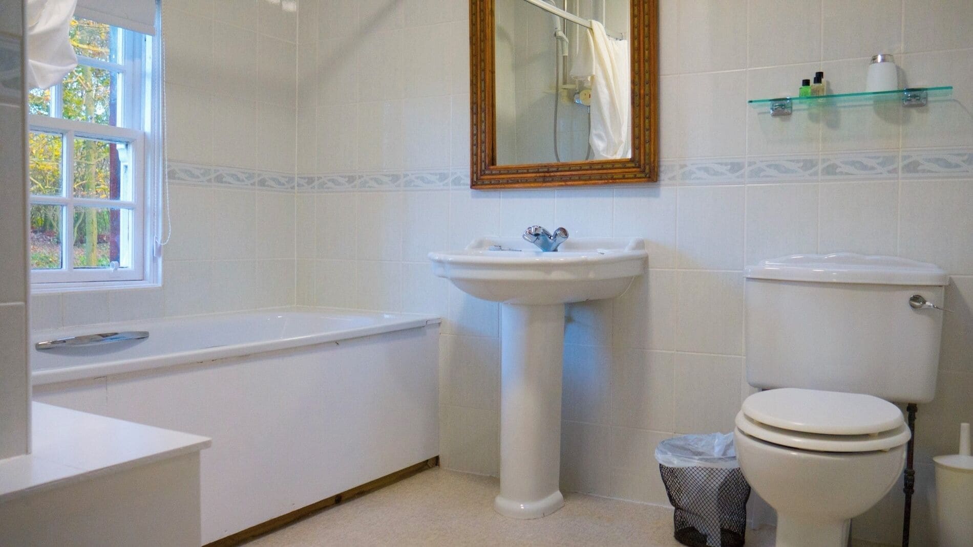 传统村舍， 2 间卧室， 壁炉， 花园景观