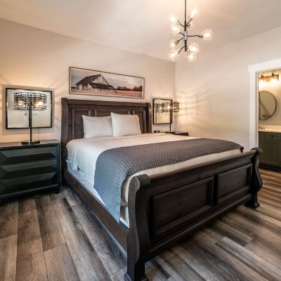 Presidential House, Fireplace, Golf View Reunion Lodges at Thousand Hills Promo Code