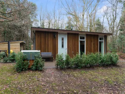 Forest House in Norg with Private Sauna Hotel di 