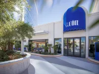 Fontainebleau Las Vegas, MICHELIN Key Award Hotel Отели в г. 