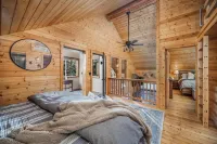 Cozy Ski in-Ski Out Cabin, Private Hot Tub. 4Bd+Loft 3BTH Resort View BL20281
